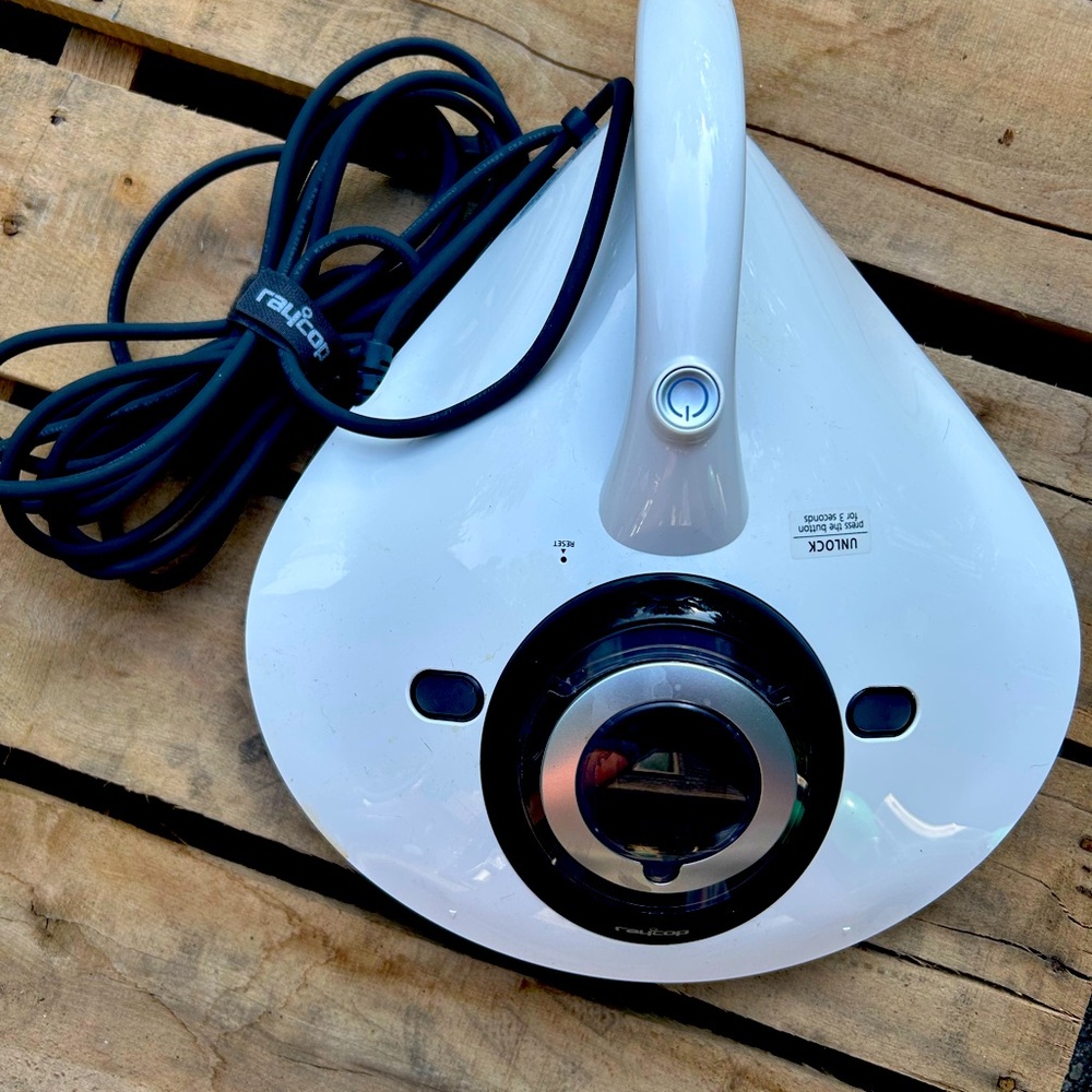 Raycop RE-100AWH Lite RayClean UV Sanitizer Purifier Vacuum Cleaner